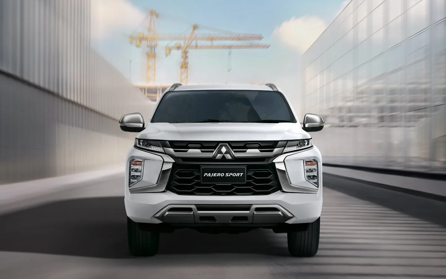 Mitsubishi PAJERO SPORT