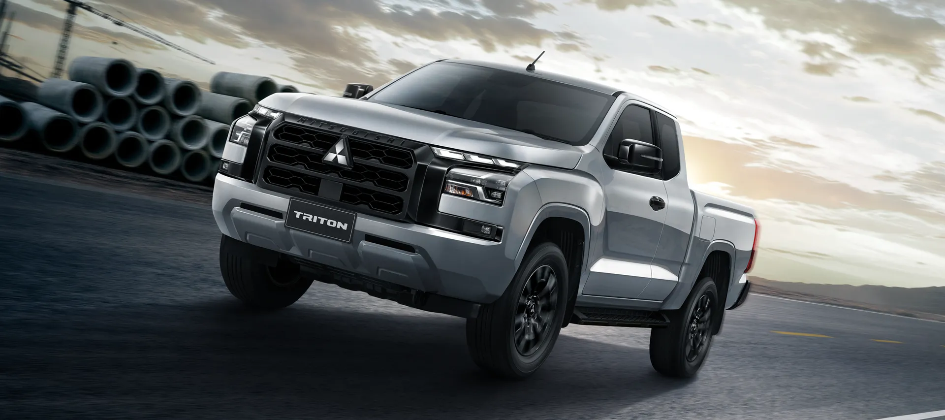 Mitsubishi TRITON เมกะ แค็บ พลัส